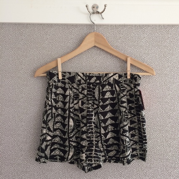 M Mossimo Elastic Waistband Bohemian Shorts NWT - Picture 1 of 7